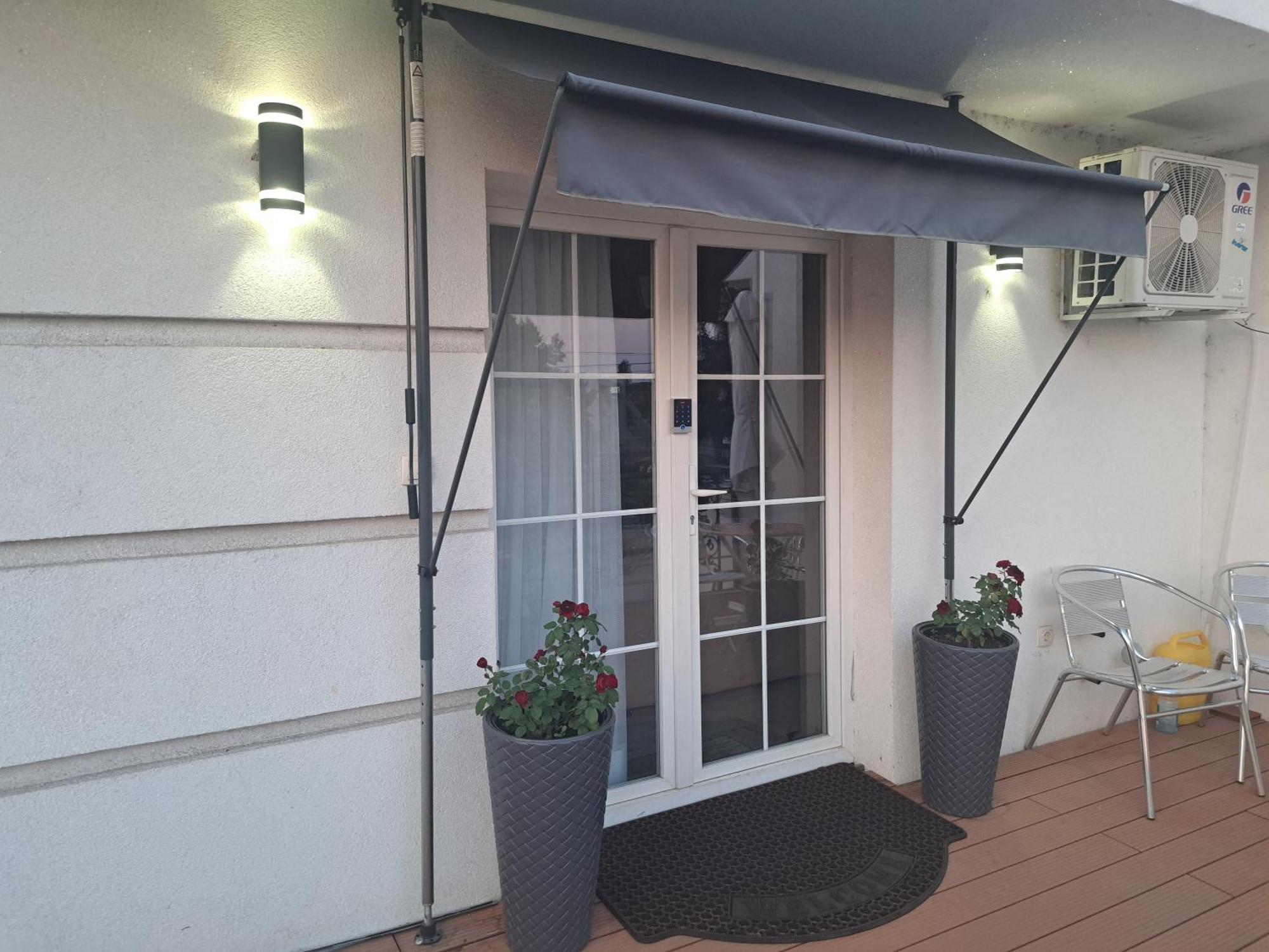 Dina Lux Apartman Jagodina Exterior photo